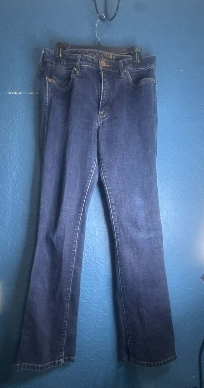 Wrangler Retro High Rise Flare Jeans Dark Wash Size 31x34